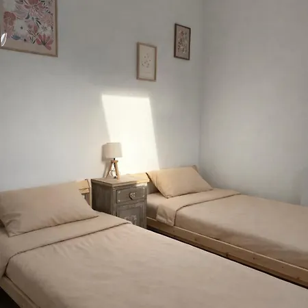 Les Brises Charming House En Bessin Tatil Evi