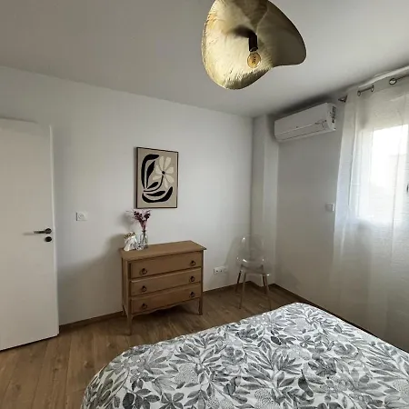 Les Brises Charming House En Bessin